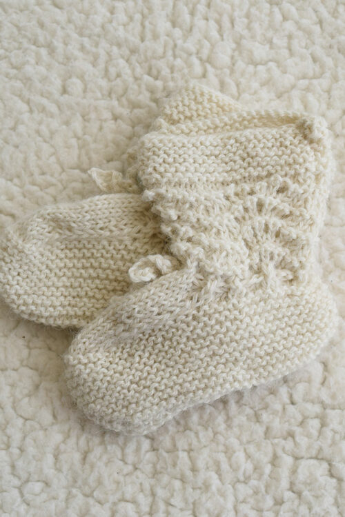 keep baby's feet warm